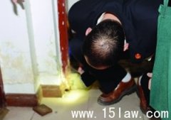房屋漏水官司源于楼上邻居家一个洞_宜昌律师在线网